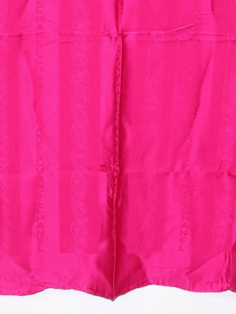 CHANEL Scarf Silk Pink CC Auth 174657A